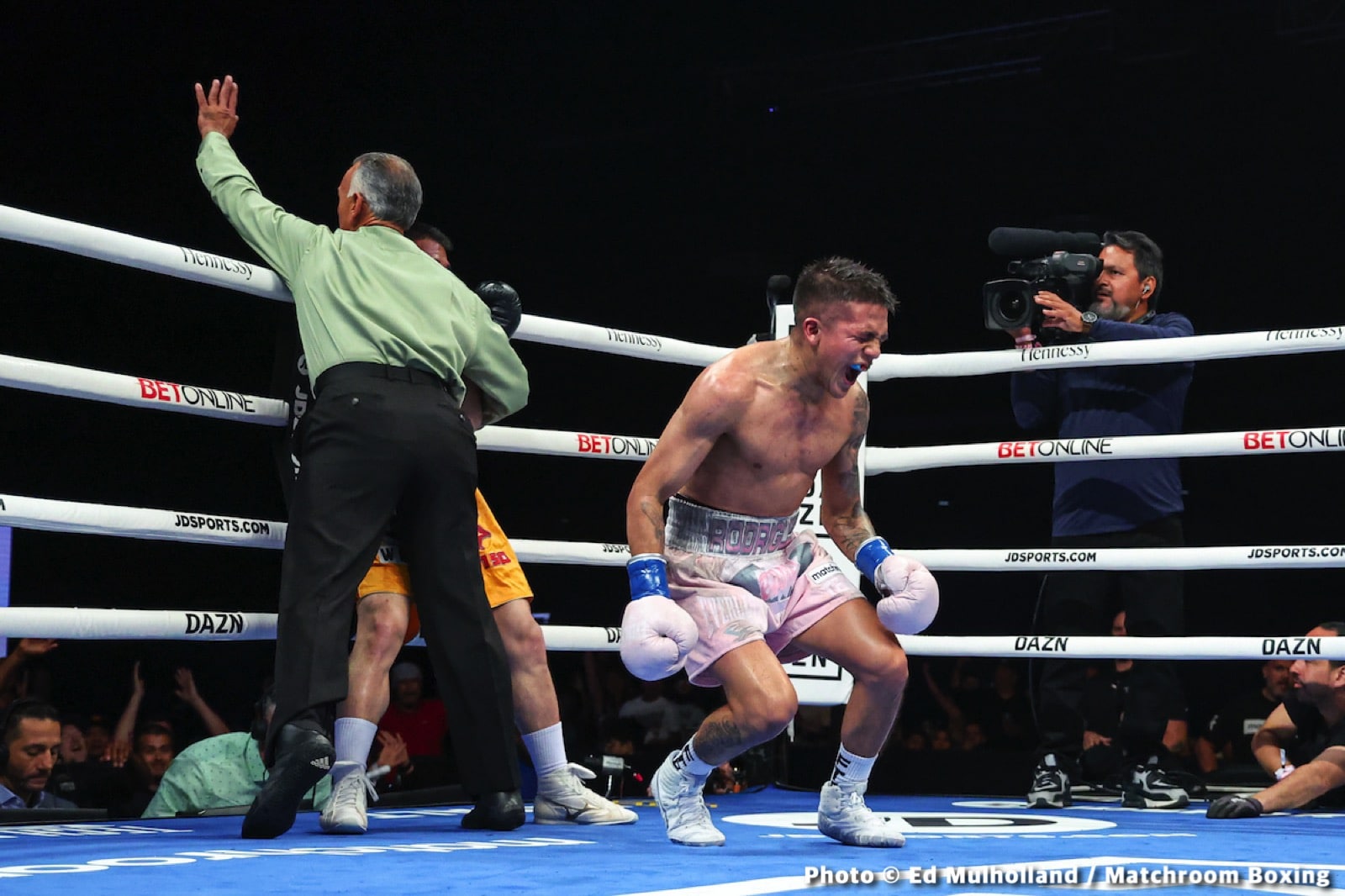 Jesse ‘Bam’ Rodriguez boxing image / photo