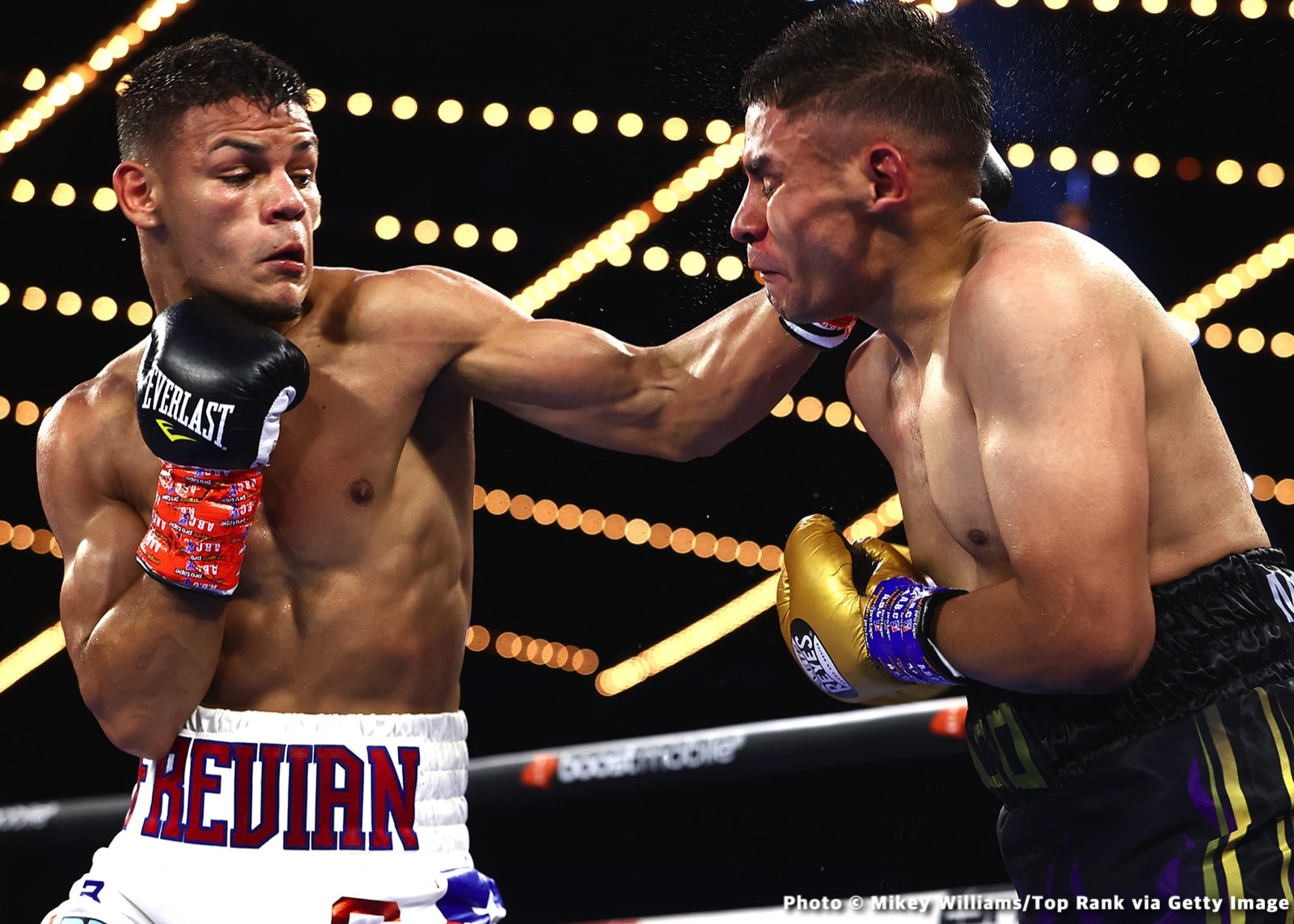 Photos: Edgar Berlanga Decisions Alexis Angulo