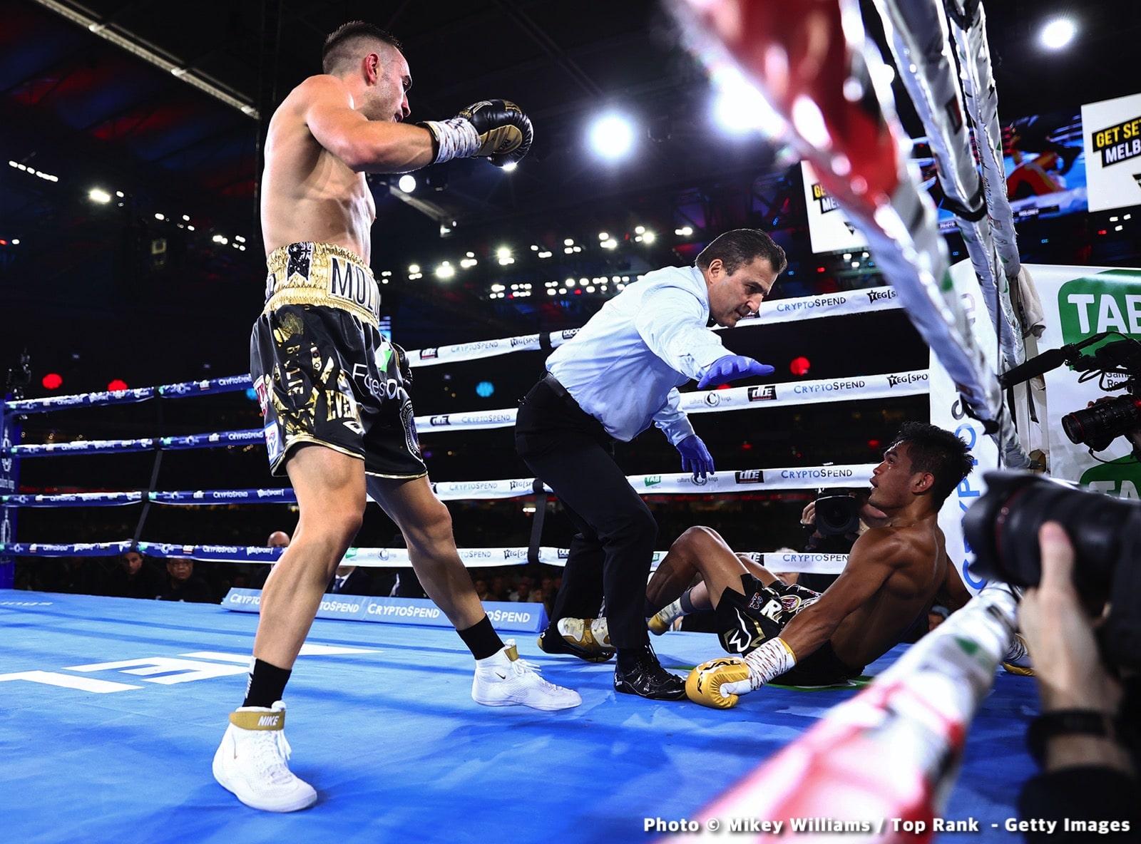 Kambosos - Haney - LIVE action results from Melbourne