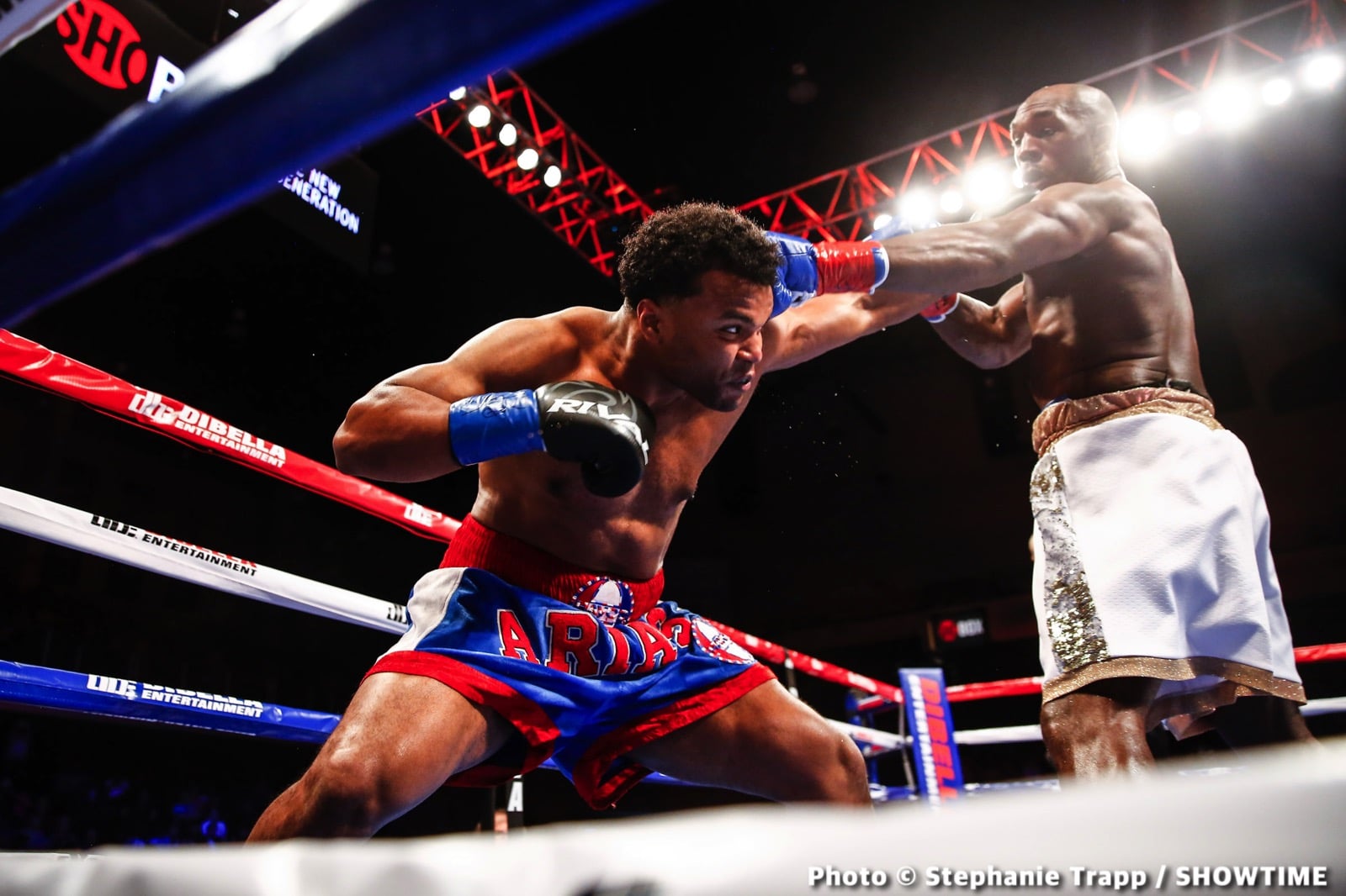 Bakhodir Jalolov KOs Mulowayi on Showtime - Boxing Results