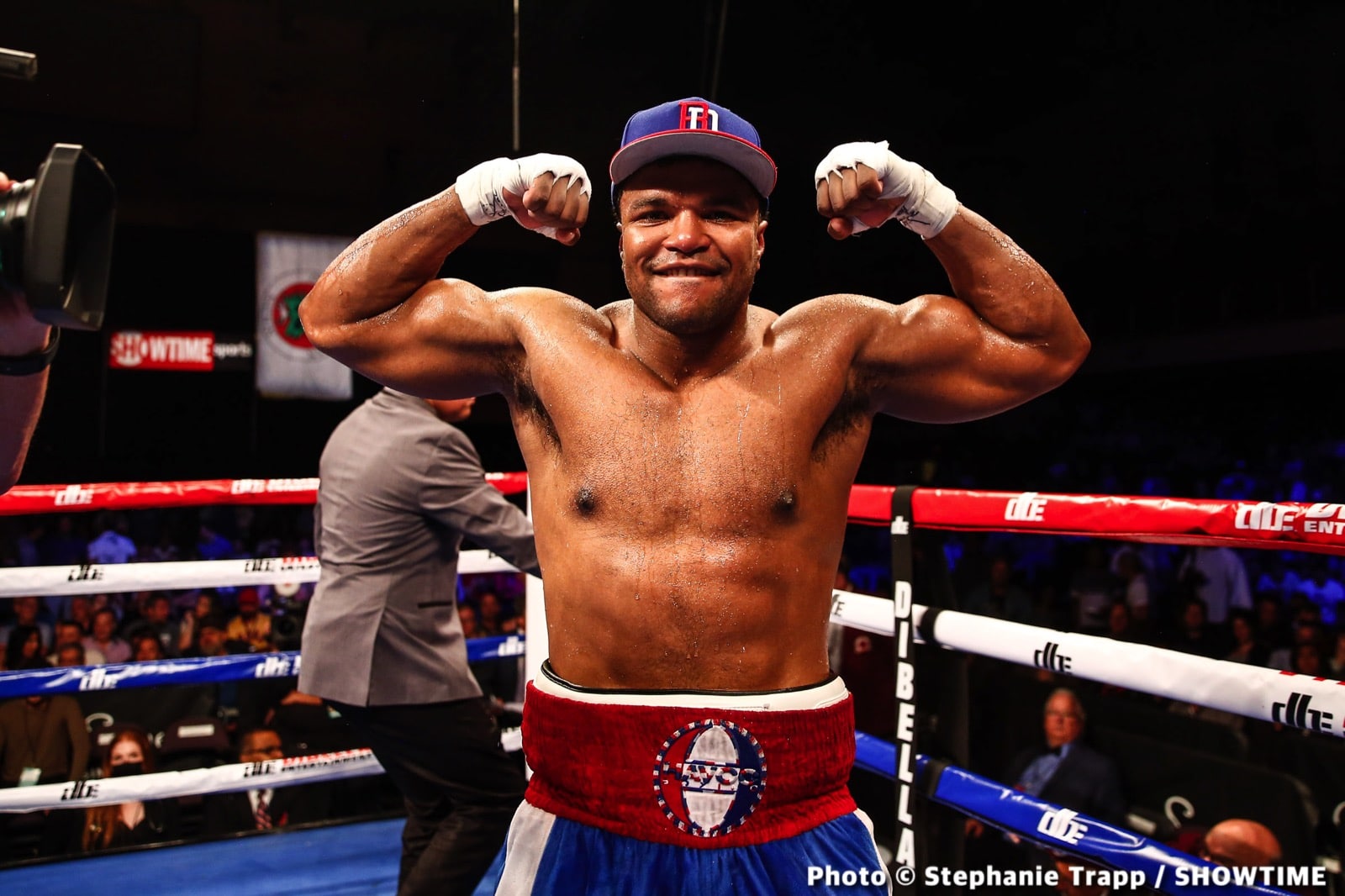 Bakhodir Jalolov KOs Mulowayi on Showtime - Boxing Results