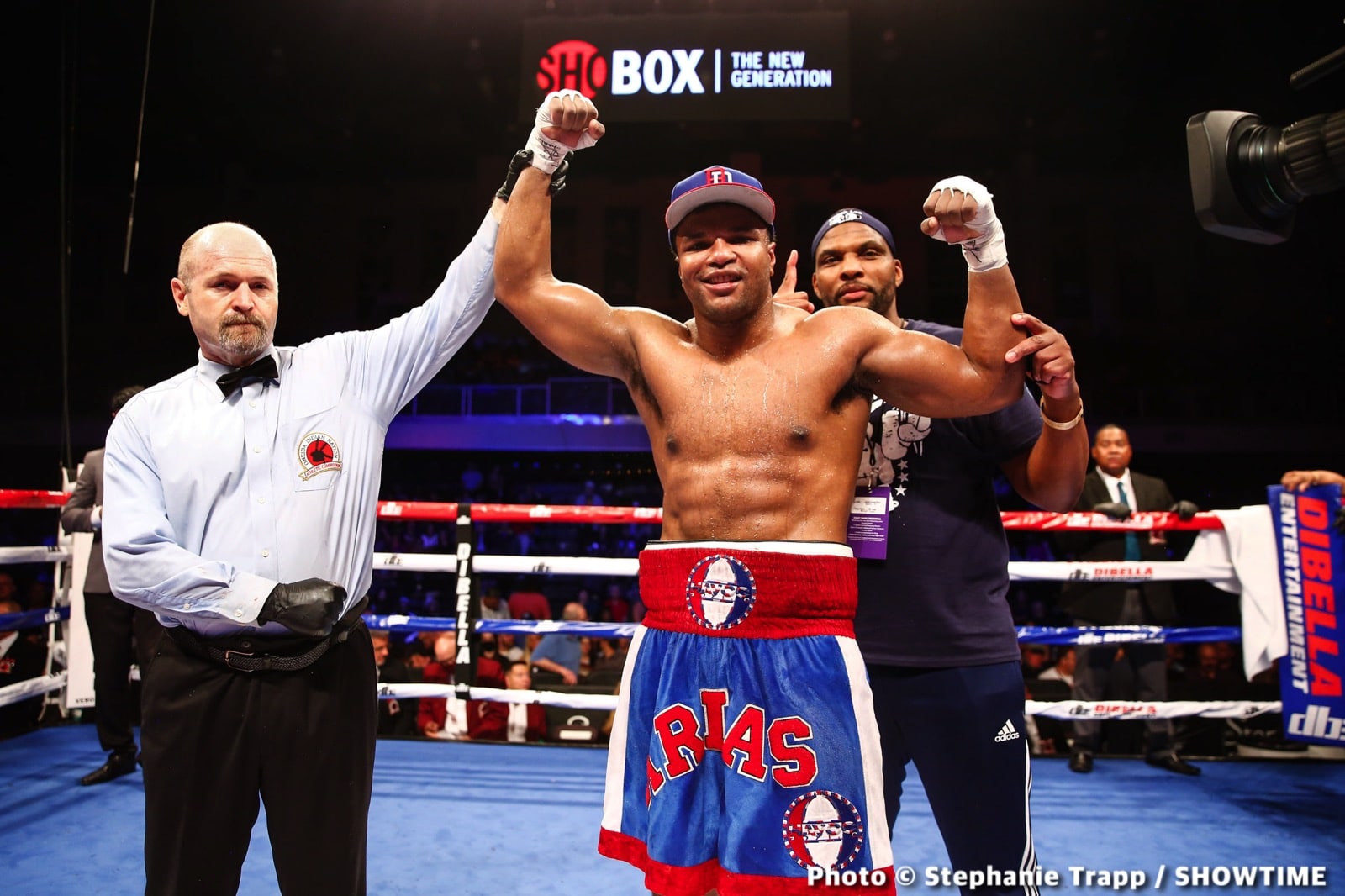 Bakhodir Jalolov KOs Mulowayi on Showtime - Boxing Results