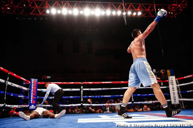 Bakhodir Jalolov KOs Mulowayi on Showtime - Boxing Results