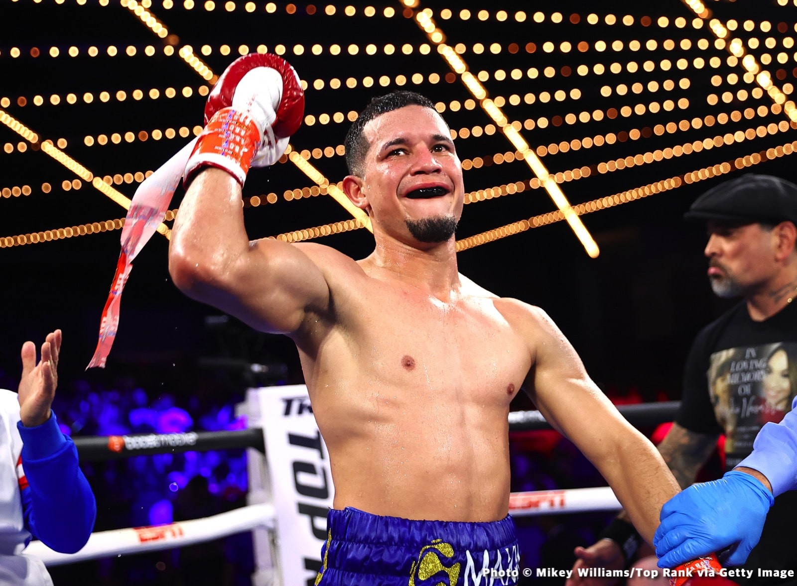 Photos: Edgar Berlanga Decisions Alexis Angulo
