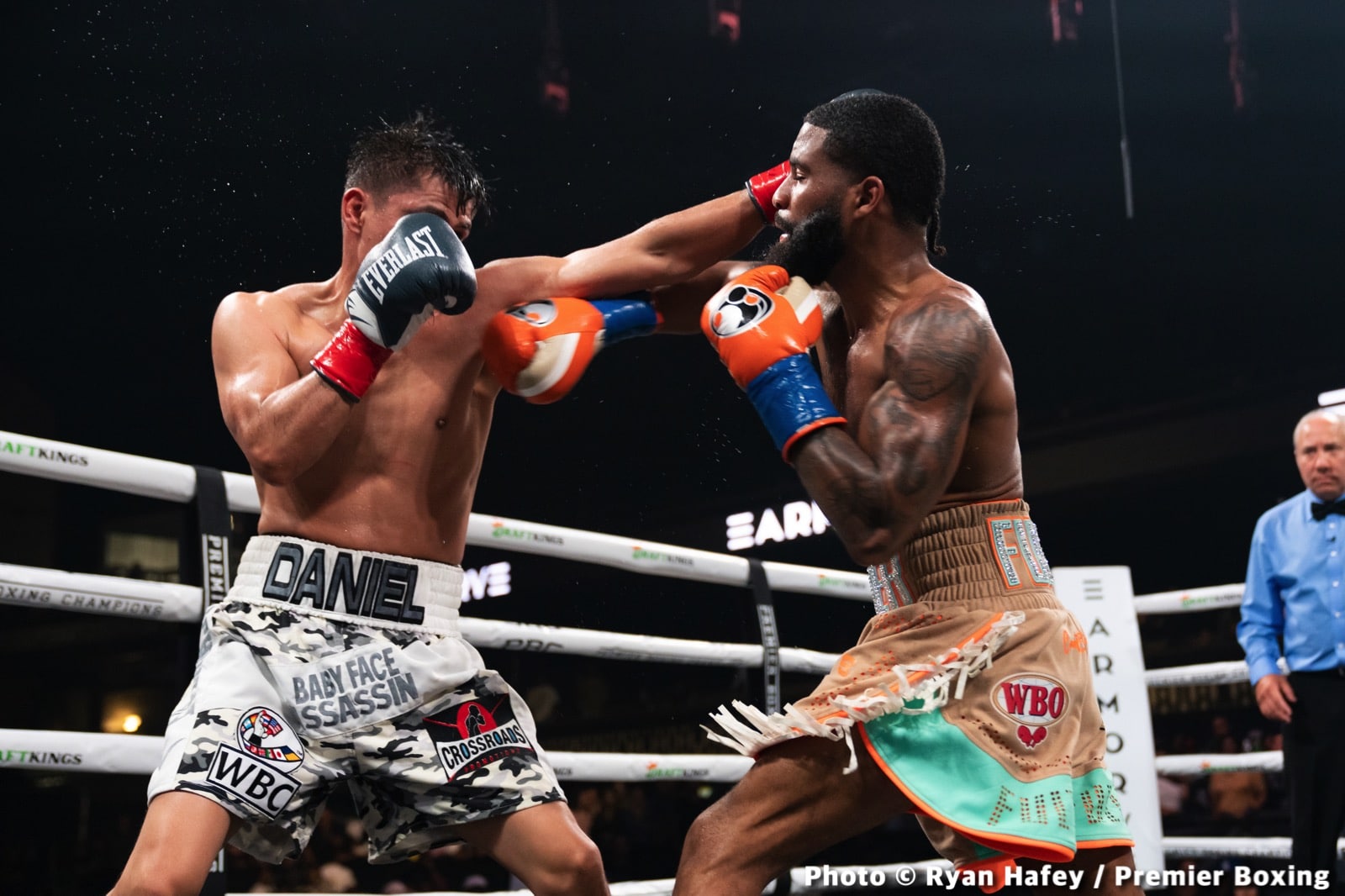 Photos: Stephen Fulton defeats Roman, Morrell stops Henderson