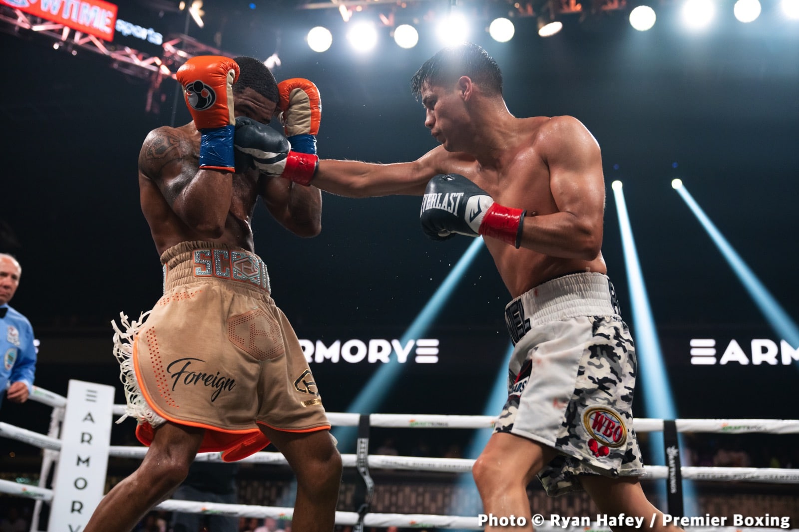 Photos: Stephen Fulton defeats Roman, Morrell stops Henderson