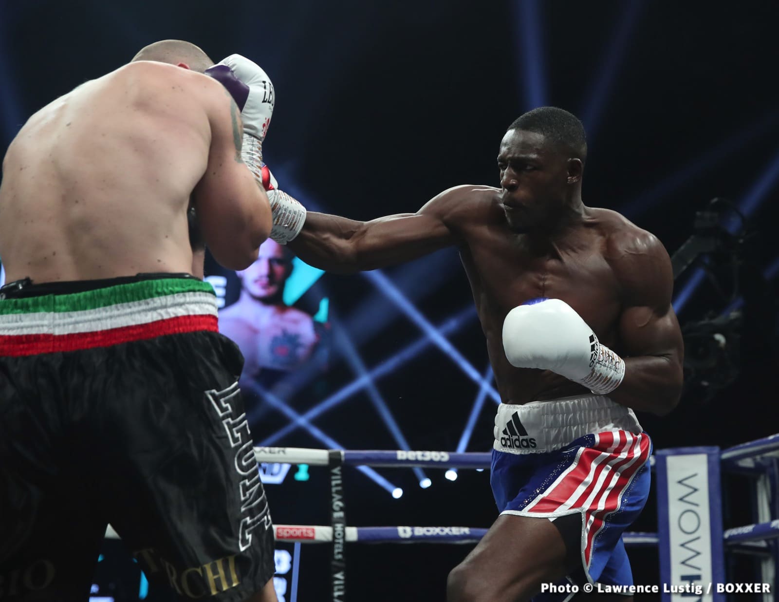 Photos: Richard Riakporhe defeats Fabio Turchi