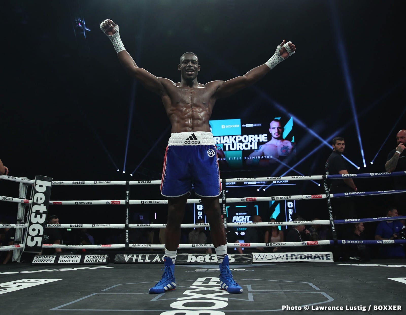 Photos: Richard Riakporhe defeats Fabio Turchi