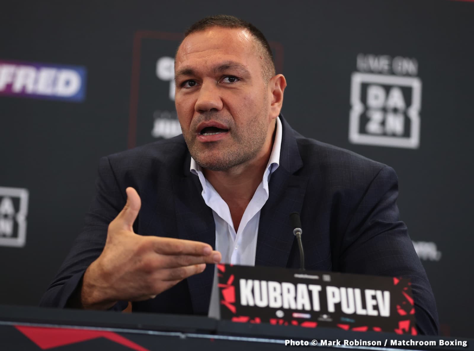 Chisora “Guarantees” He Will KO Pulev; Pulev Asks “How Can You Guarantee A Knockout!”