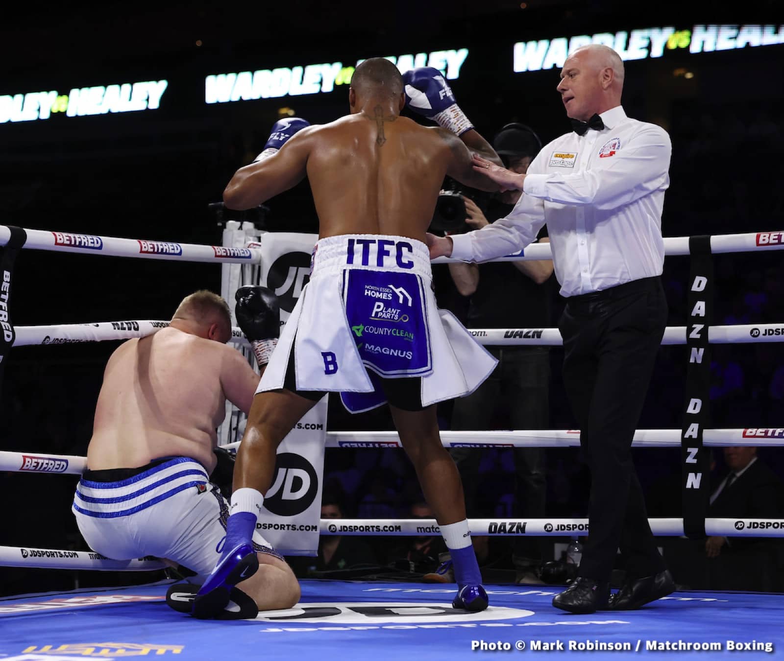 Chisora vs. Pulev 2 - LIVE action results from London