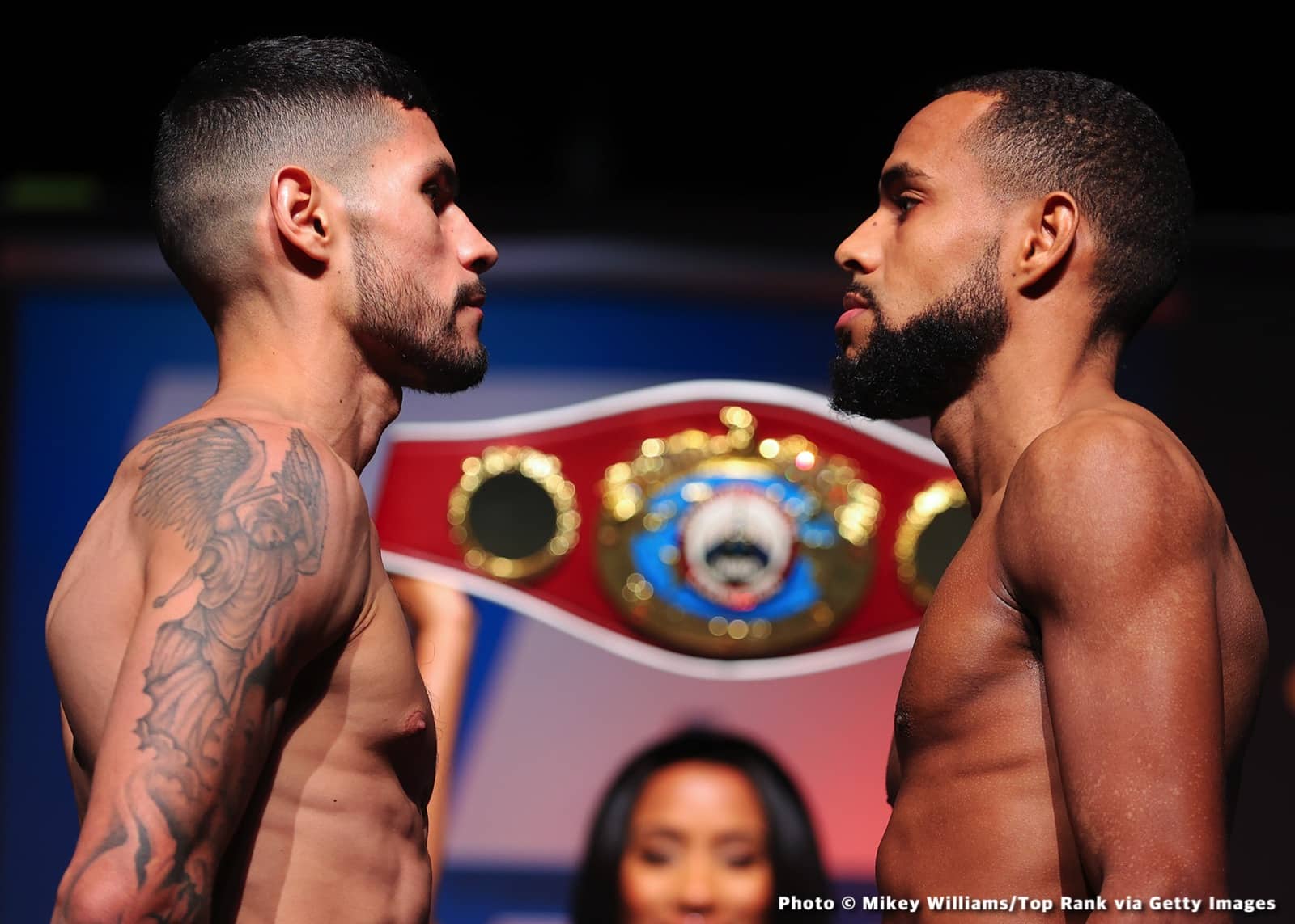 Photos: Barboza Jr. outboxes Zorrilla, Torrez Jr. Improves to 2-0