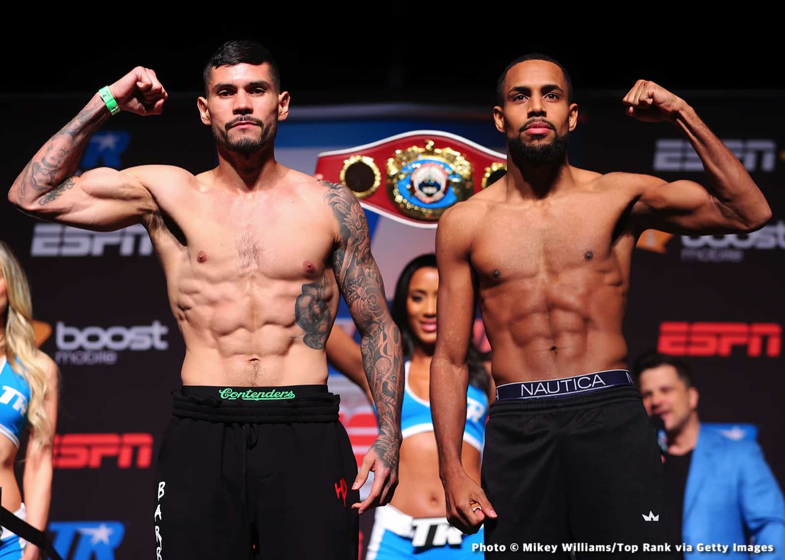Photos: Barboza Jr. outboxes Zorrilla, Torrez Jr. Improves to 2-0