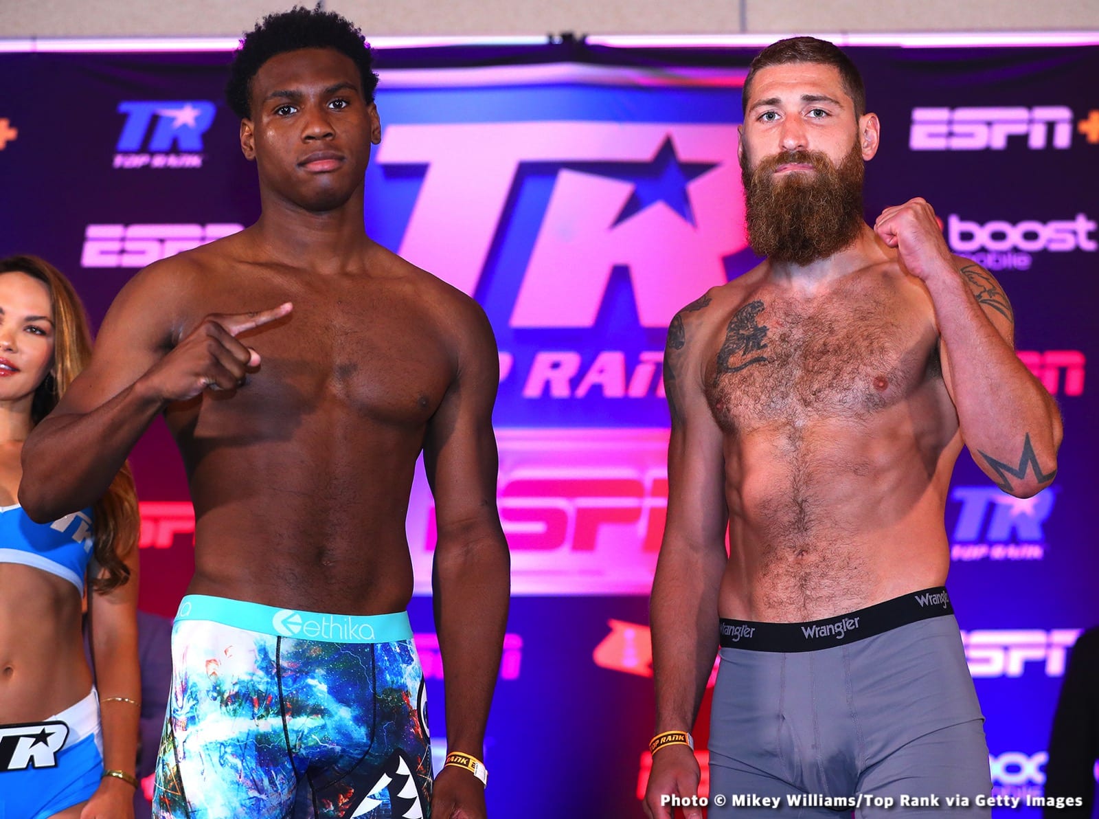Isaac Dogboe Outpoints Gonzalez - Boxing Results