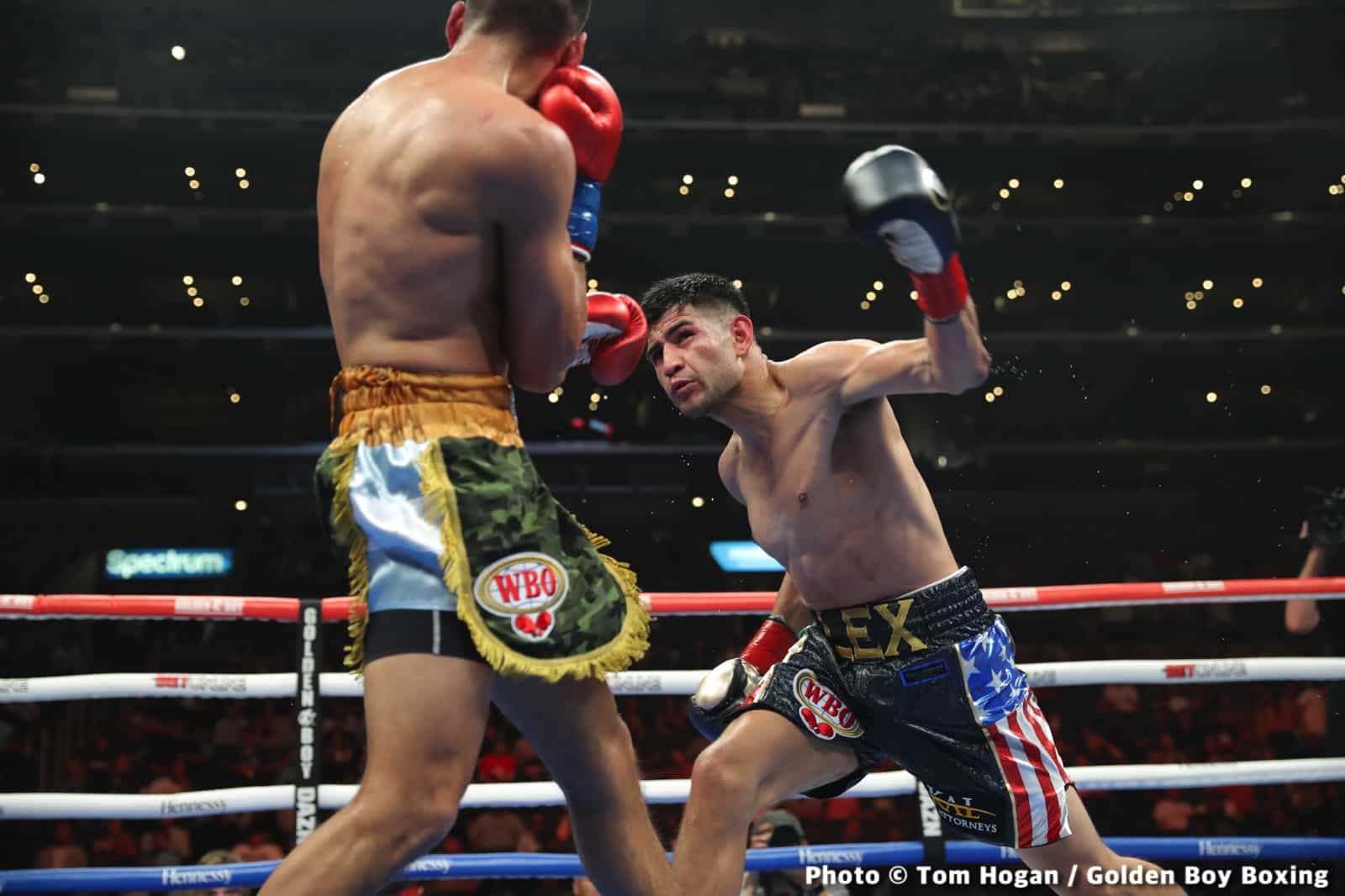 Photos: King Ryan Knocks Out Fortuna In Round 6