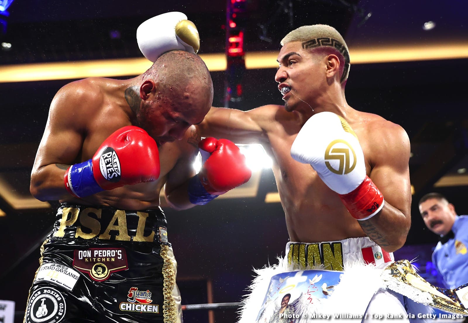 Photos: Barboza Jr. outboxes Zorrilla, Torrez Jr. Improves to 2-0