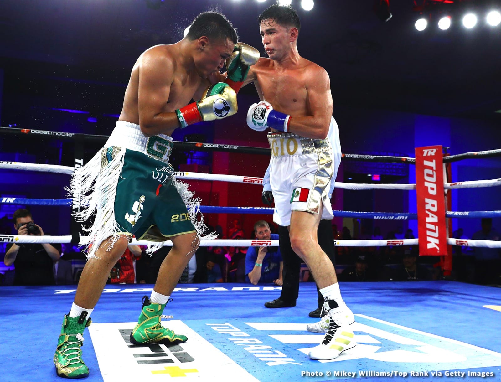 Isaac Dogboe Outpoints Gonzalez - Boxing Results