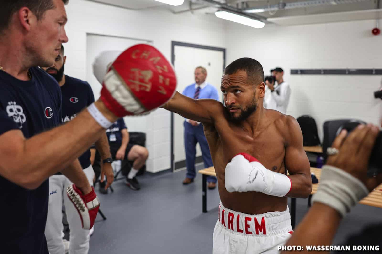 Boxing photo: Harlem Eubank, Josh Kelly image Josh Kelly defeats Lucas Bastida - Boxing Results
