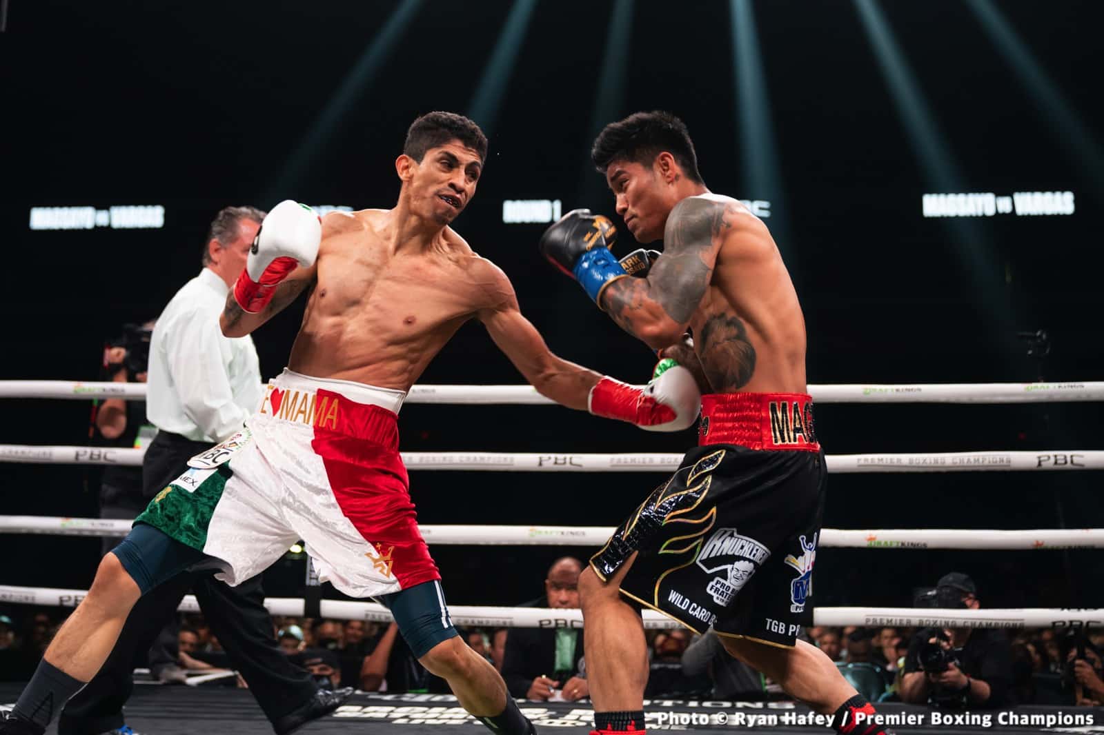 Photos: Rey Vargas dethrones Mark Magsayo In San Antonio