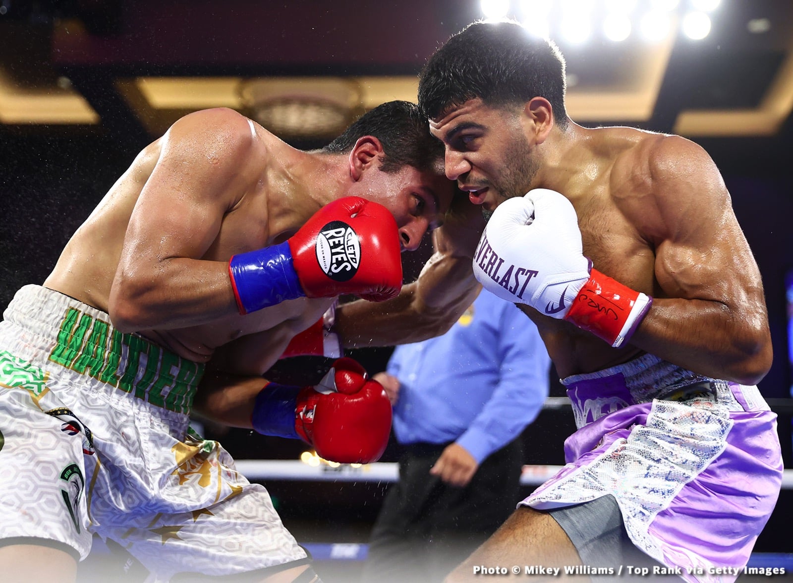 Photos: Barboza Jr. outboxes Zorrilla, Torrez Jr. Improves to 2-0