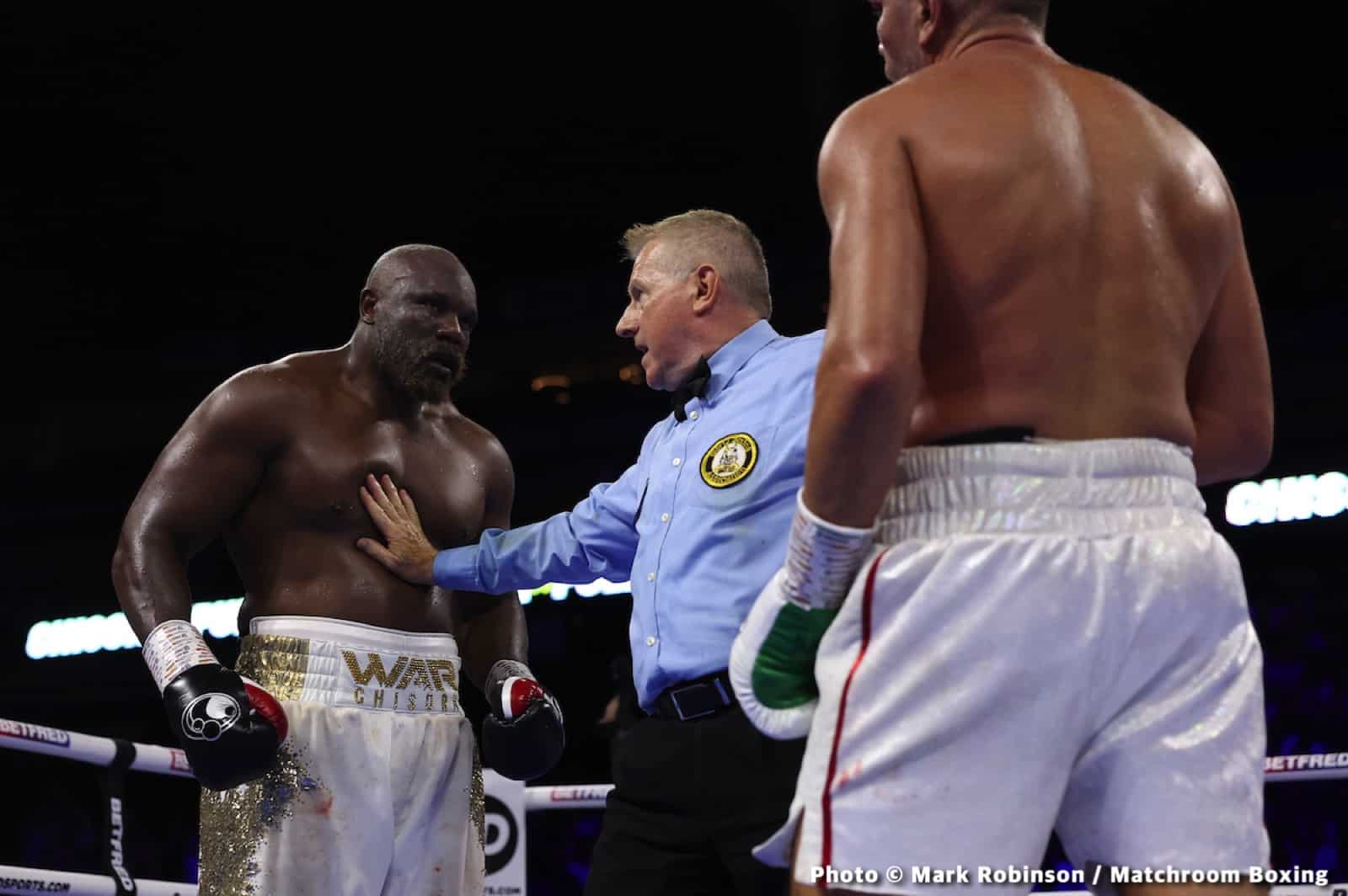 Derek Chisora Wins Split Decision In FOTY Contender With Pulev - Boxing Results