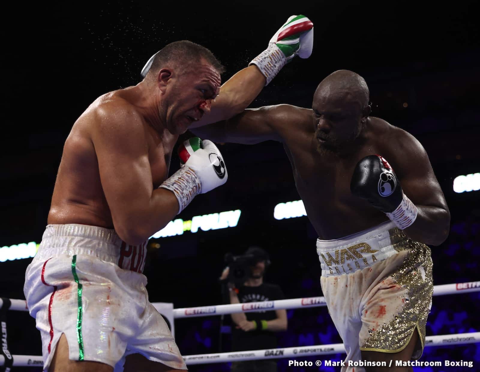 Derek Chisora boxing image / photo