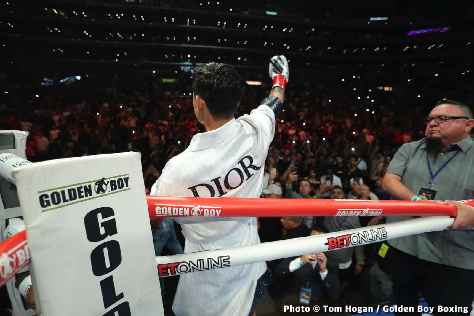 Garcia destroys Fortuna in 6th round KO - Boxing Results