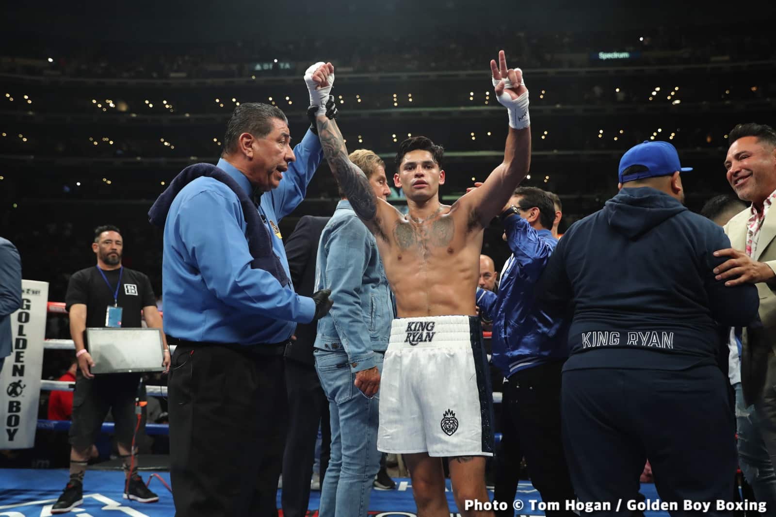 Garcia destroys Fortuna in 6th round KO - Boxing Results