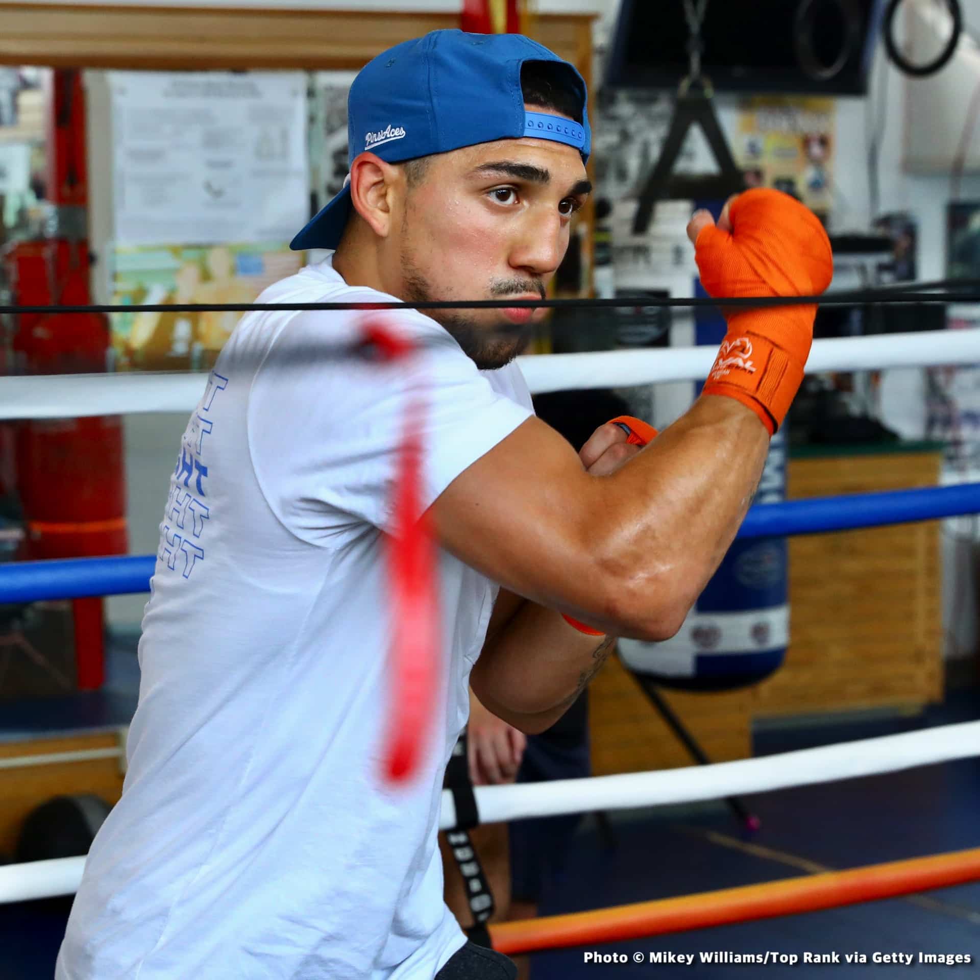Teofimo Lopez Jr boxing image / photo