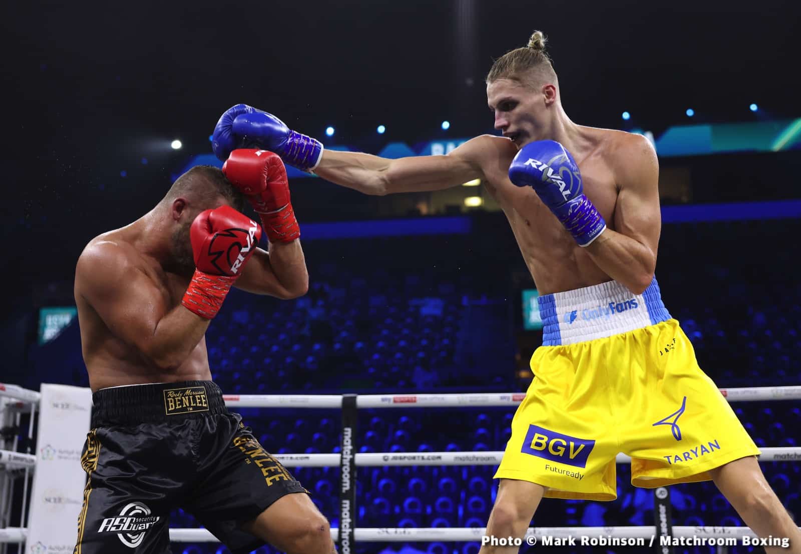 Oleksandr Usyk - Anthony Joshua - Live action results