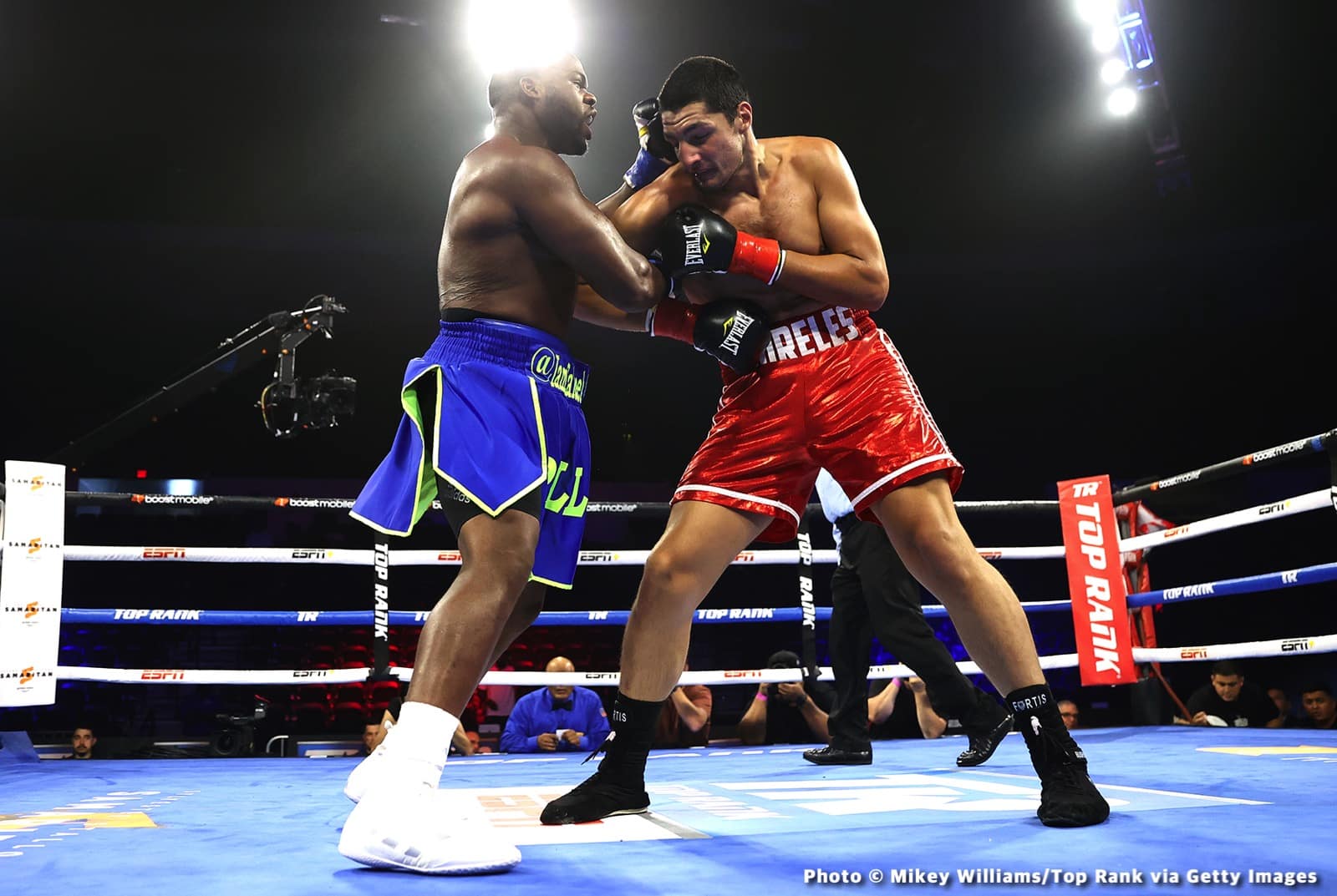 Emanuel Navarrete Knocks Out Eduardo Baez - Boxing Results