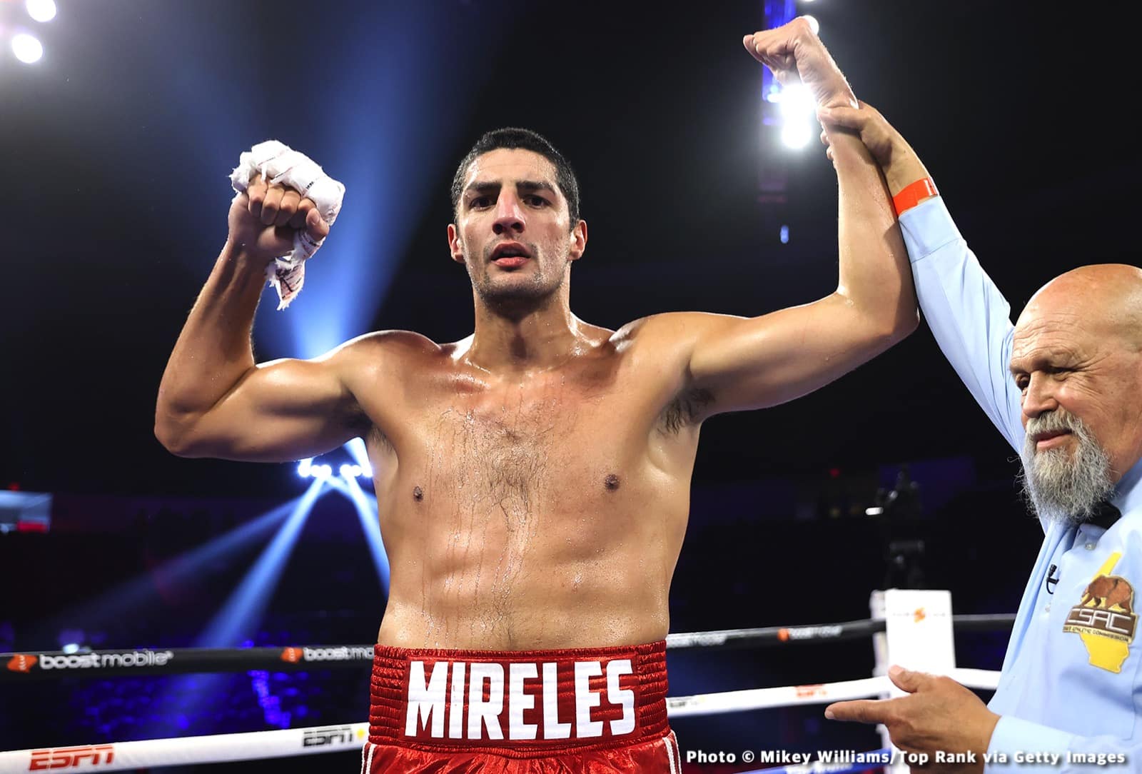 Emanuel Navarrete Knocks Out Eduardo Baez - Boxing Results