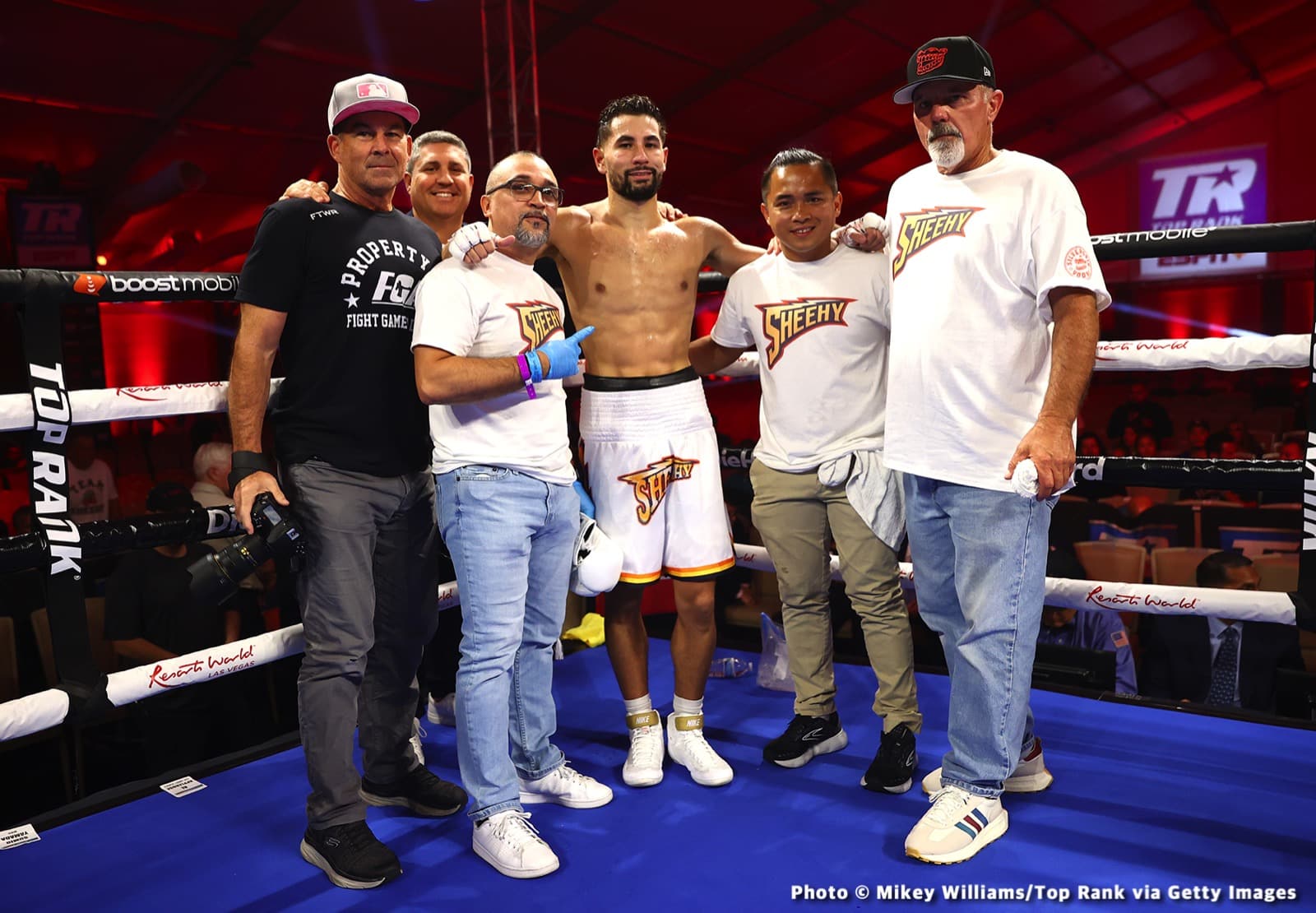 Photos: Teofimo Lopez defeats Campa, Xander Zayas with stoppage win!
