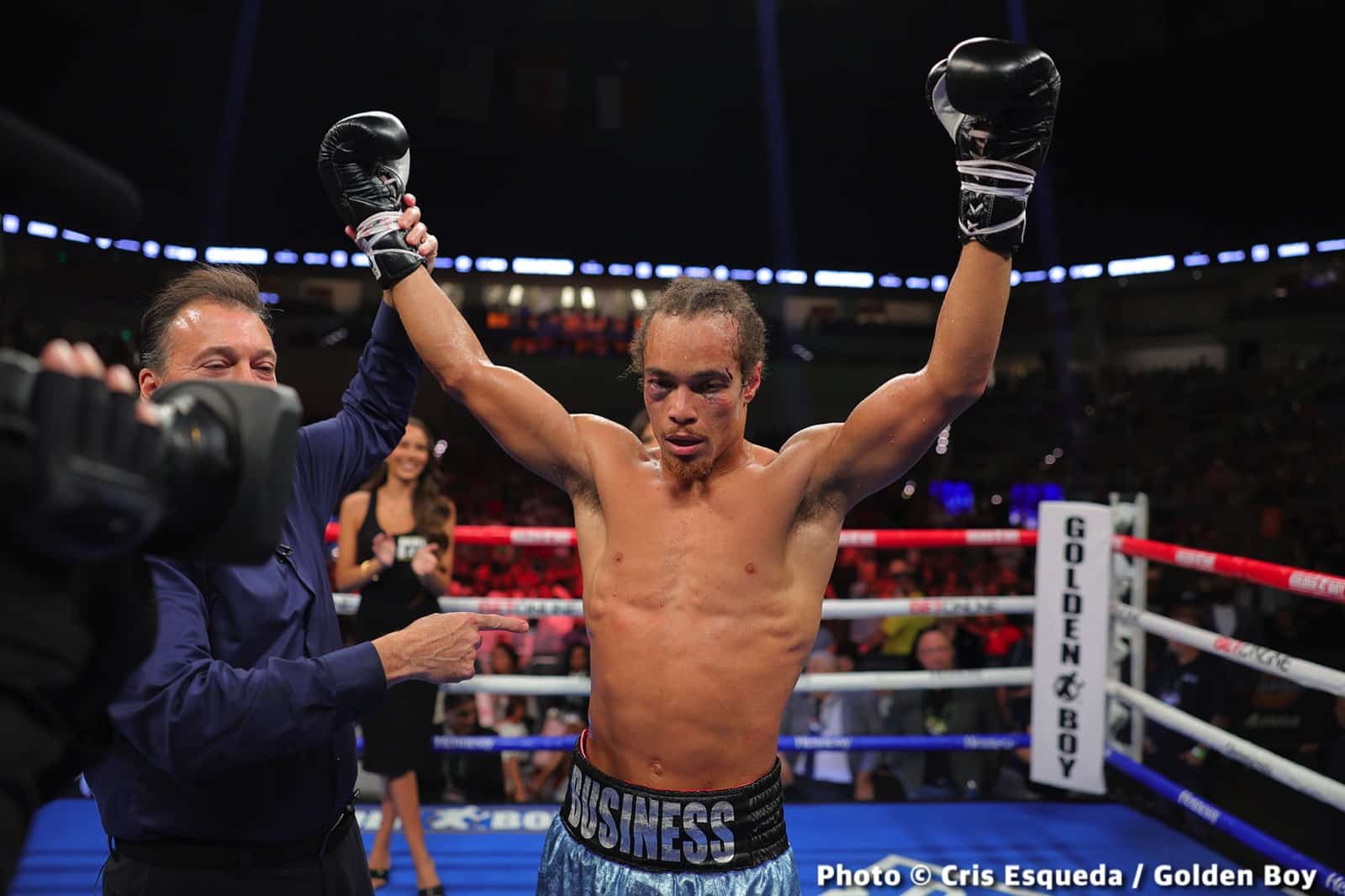 Photos: Vergil Ortiz Jr TKOs MIchael McKinson
