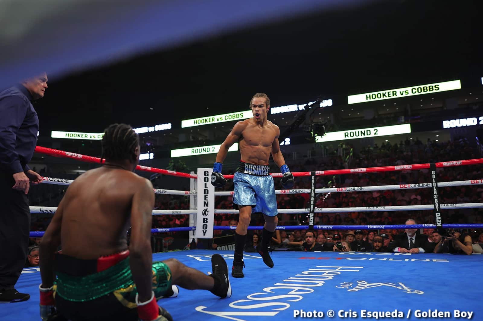 Photos: Vergil Ortiz Jr TKOs MIchael McKinson