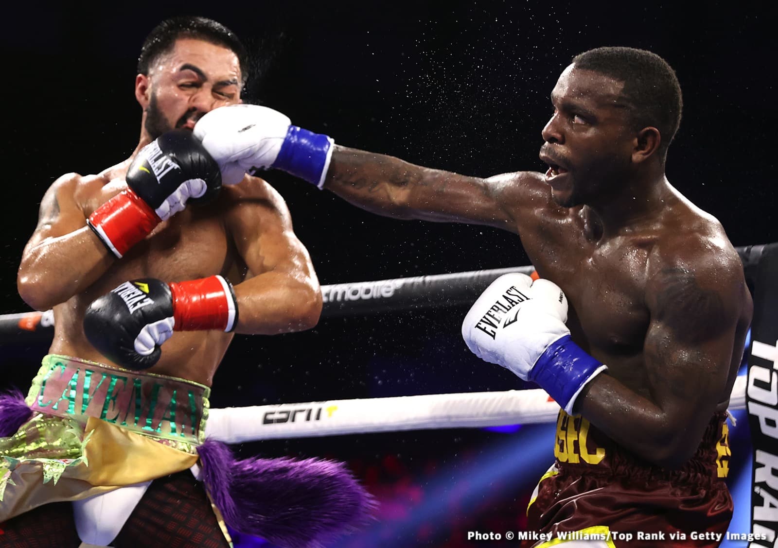 Emanuel Navarrete Knocks Out Eduardo Baez - Boxing Results