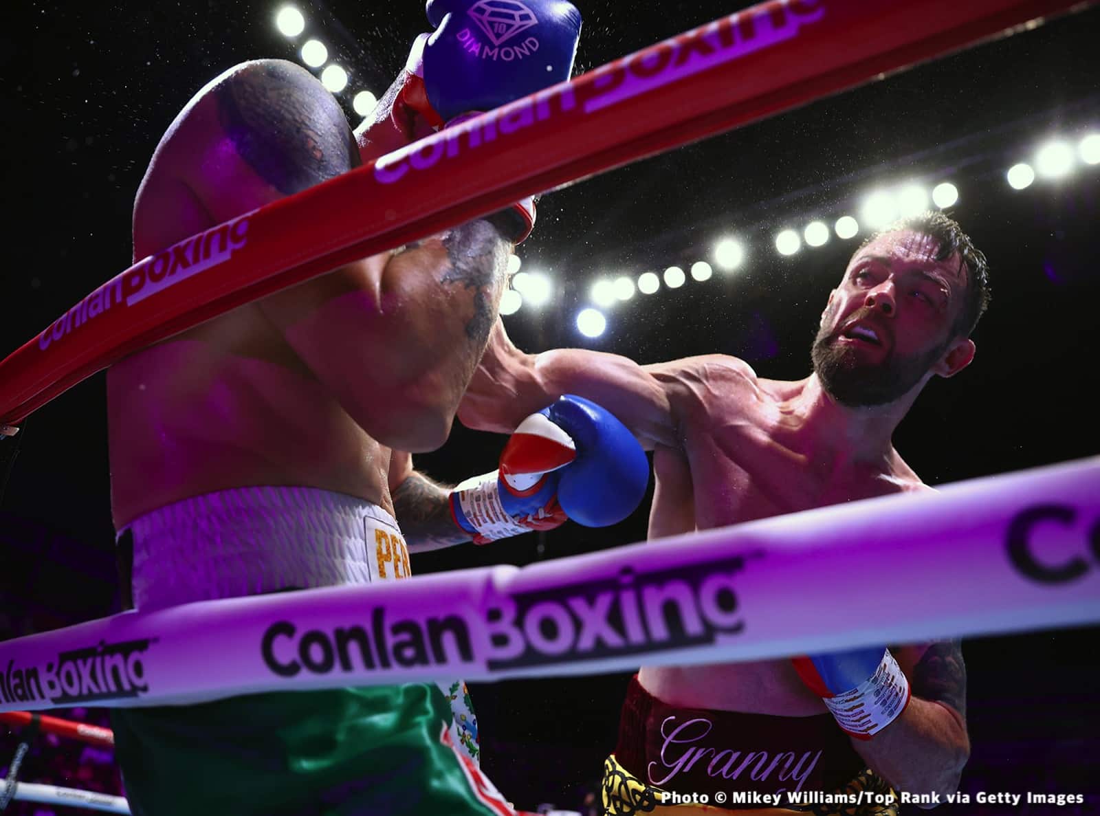 Boxing photo: Michael Conlan, Miguel Marriaga image Michael Conlan defeats Miguel Marriaga - Boxing Results