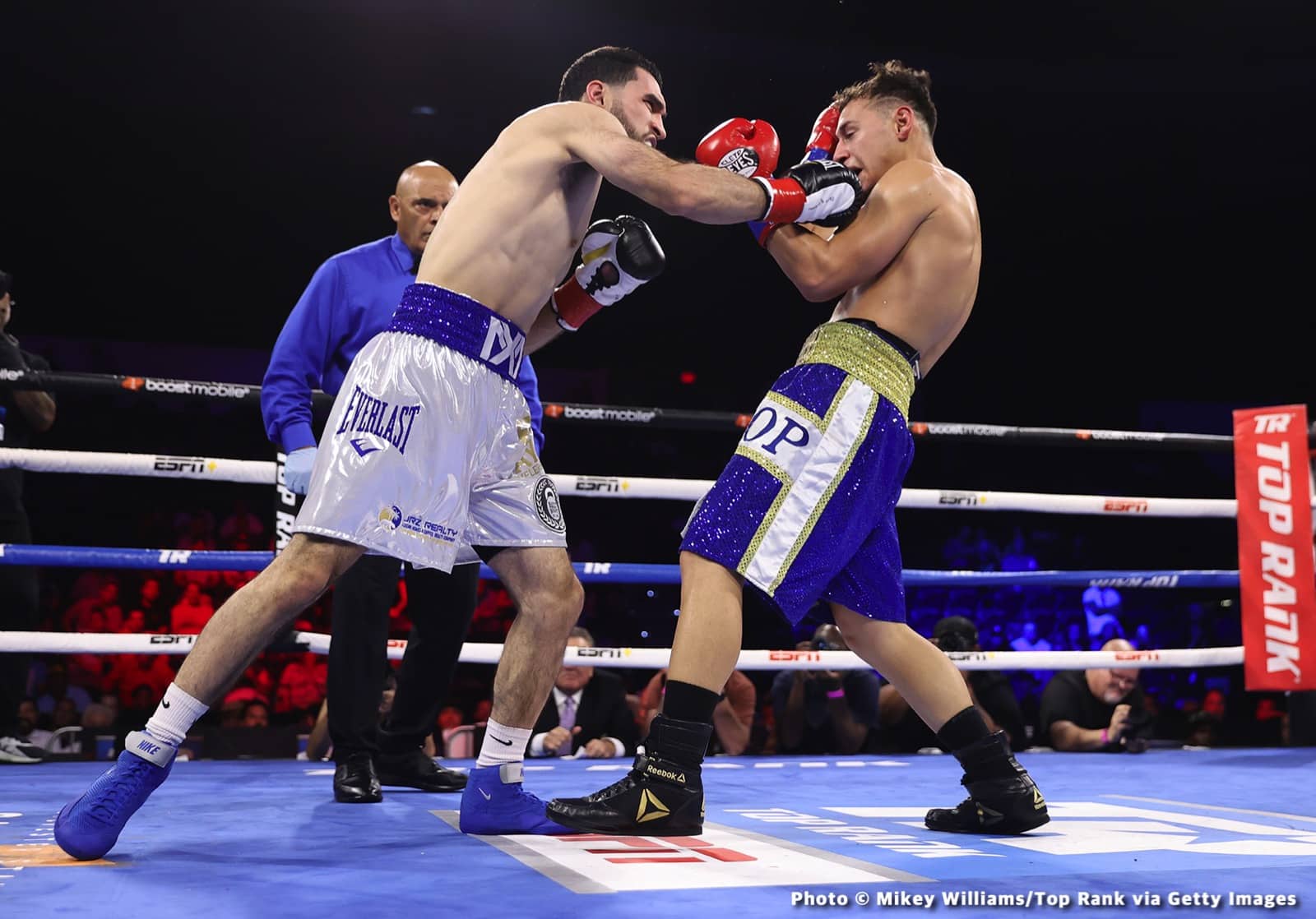 Emanuel Navarrete Knocks Out Eduardo Baez - Boxing Results