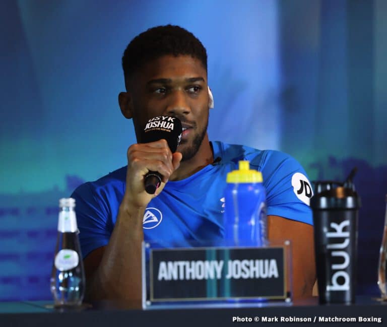 Anthony Joshua accepts Tyson Fury fight for mid-December