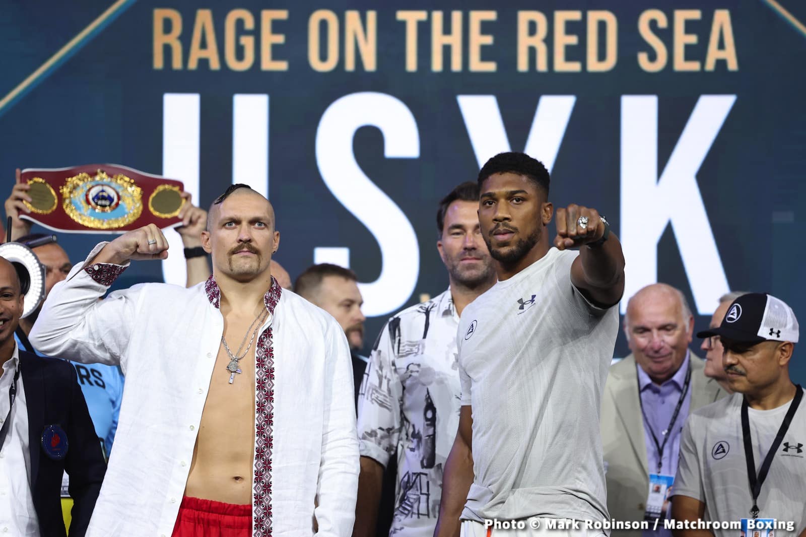 Oleksandr Usyk Weighs In At 221.5 For Anthony Joshua Rematch