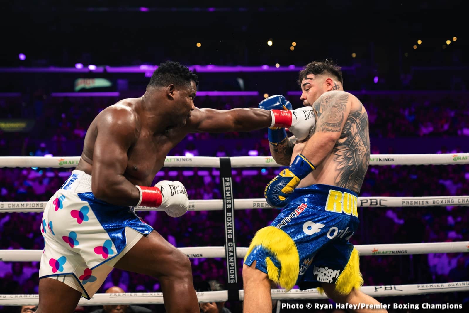 Photos: Andy Ruiz Outpoints Ortiz, Wilder Next?