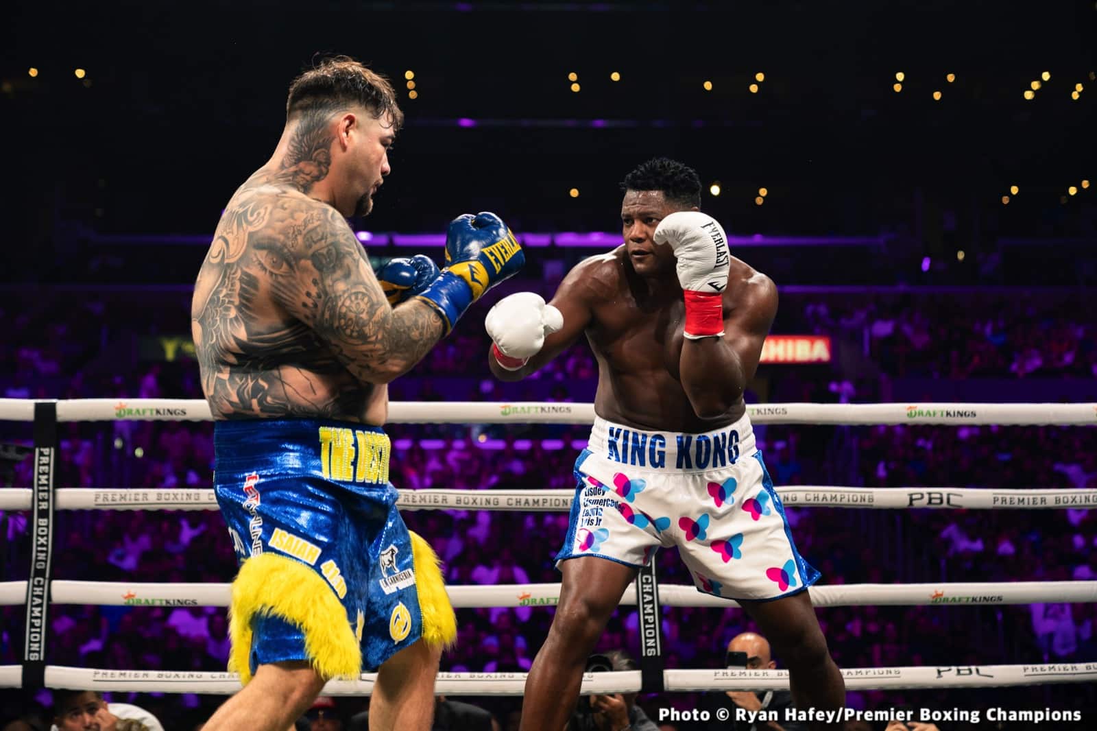 Photos: Andy Ruiz Outpoints Ortiz, Wilder Next?