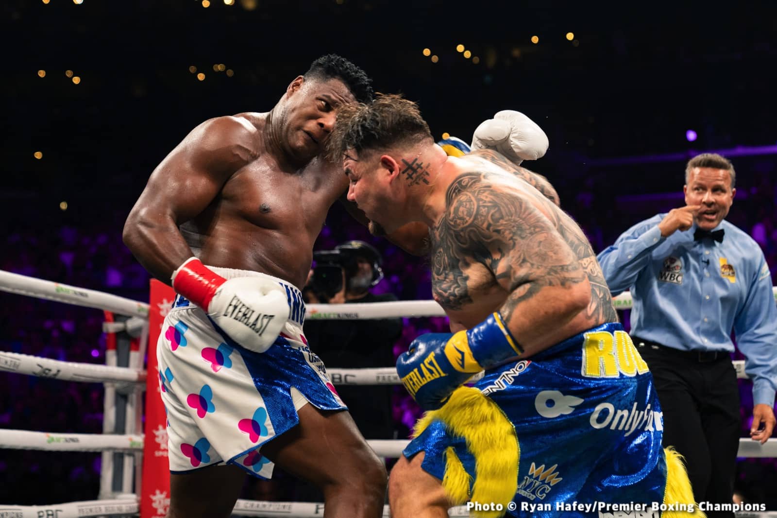 Photos: Andy Ruiz Outpoints Ortiz, Wilder Next?