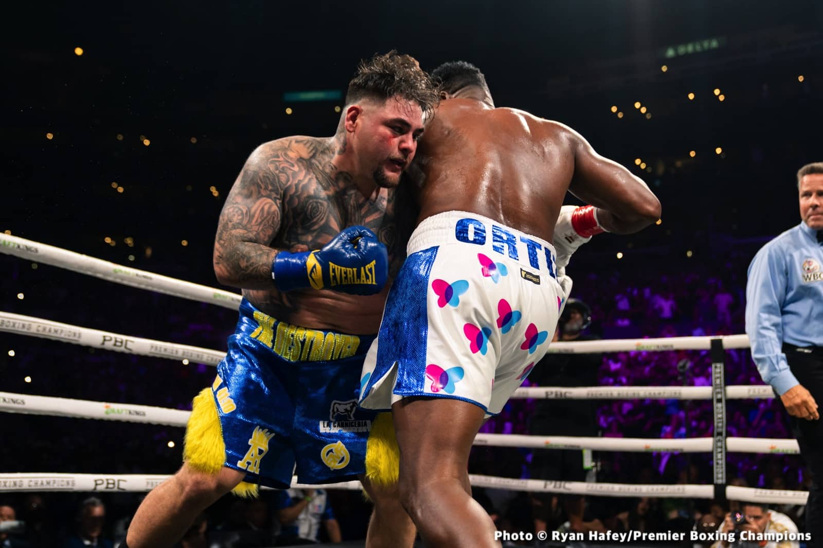 Photos: Andy Ruiz Outpoints Ortiz, Wilder Next?
