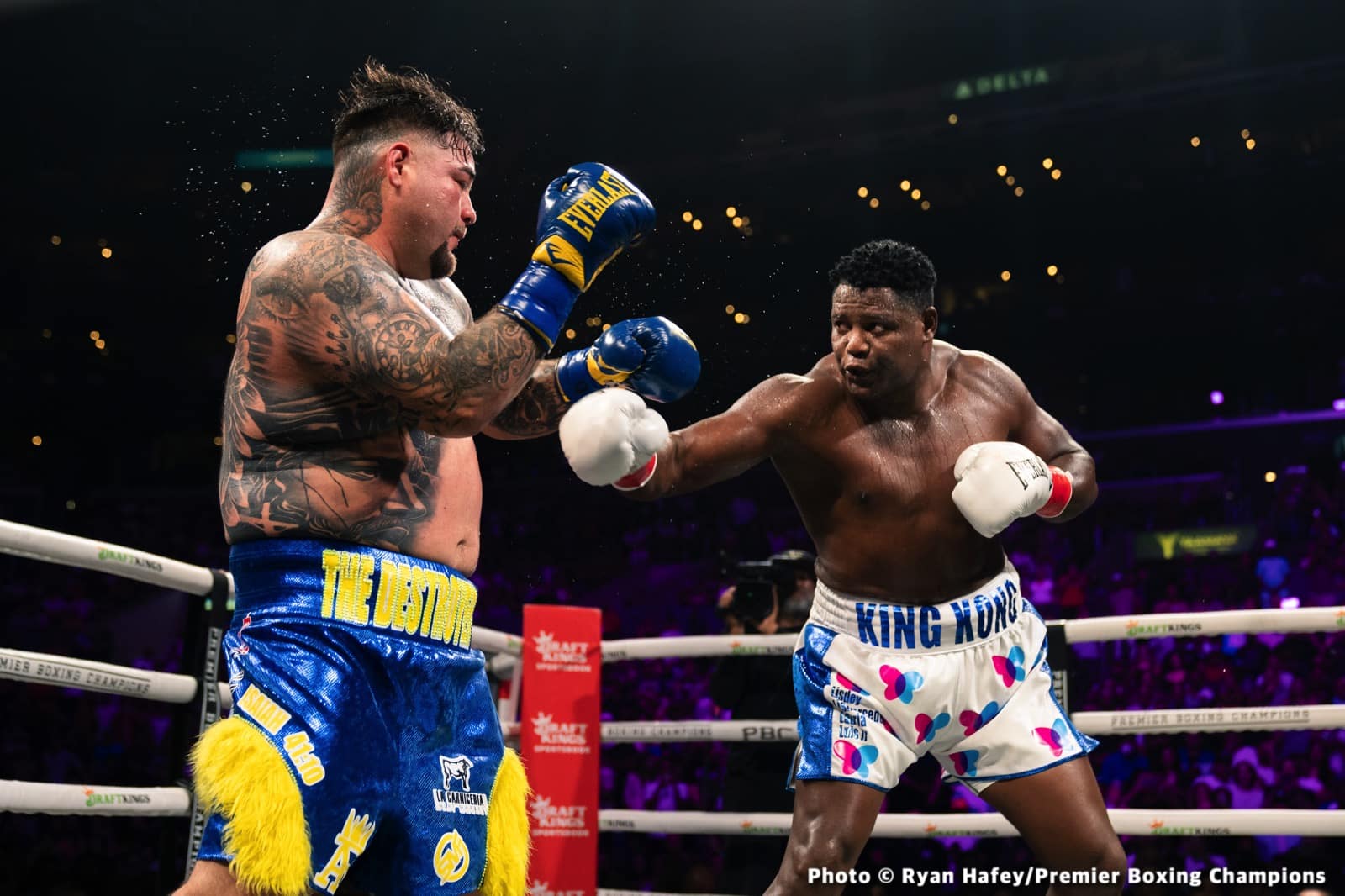 Photos: Andy Ruiz Outpoints Ortiz, Wilder Next?