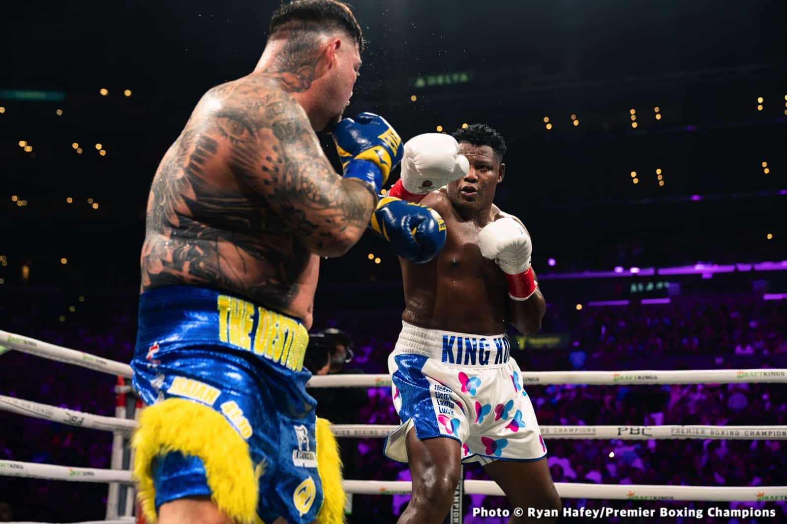 Photos: Andy Ruiz Outpoints Ortiz, Wilder Next?