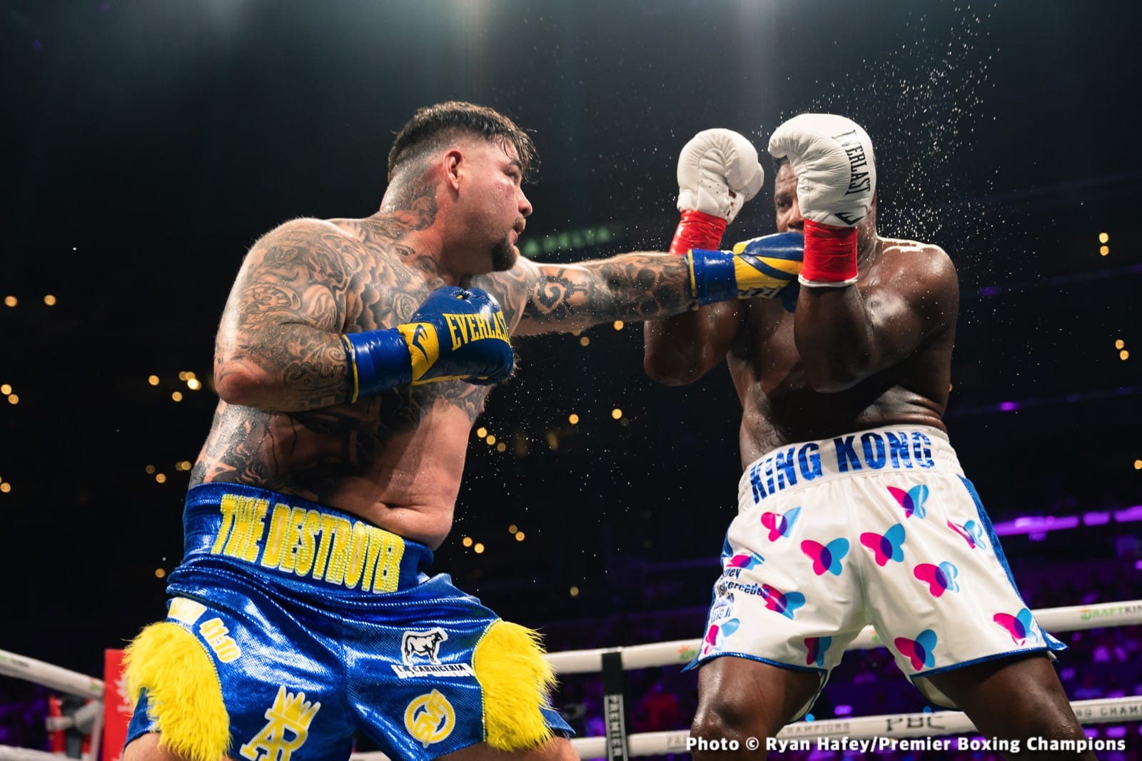 Photos: Andy Ruiz Outpoints Ortiz, Wilder Next?