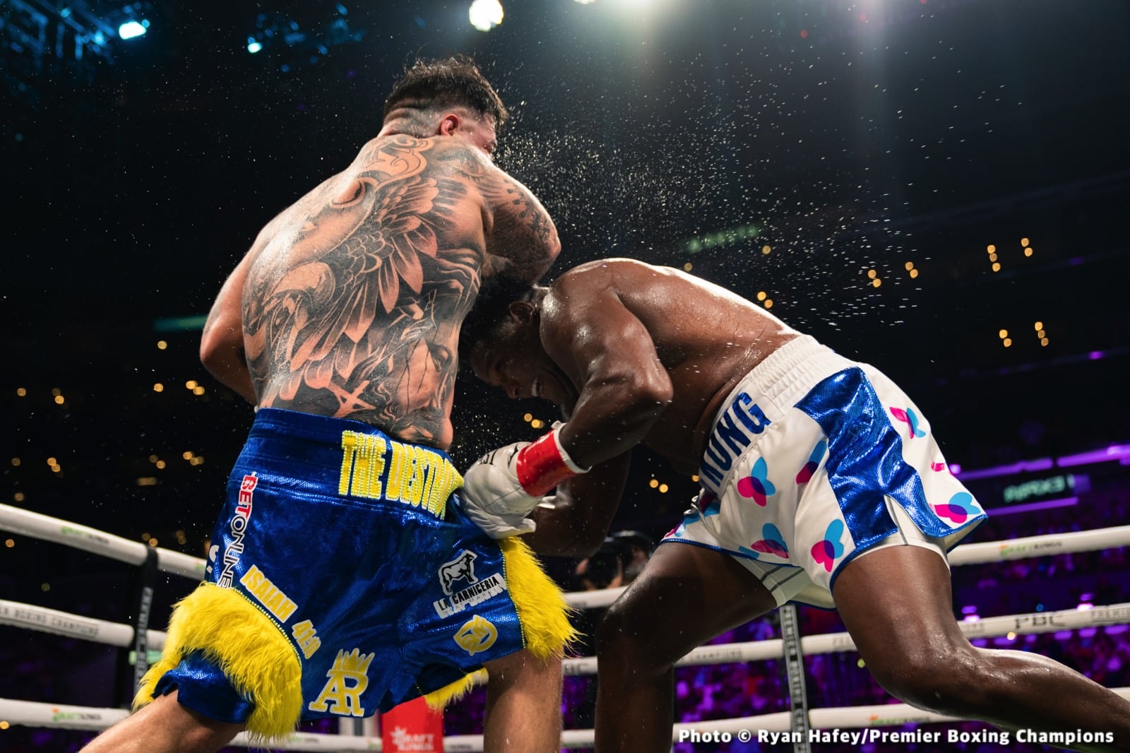 Photos: Andy Ruiz Outpoints Ortiz, Wilder Next?