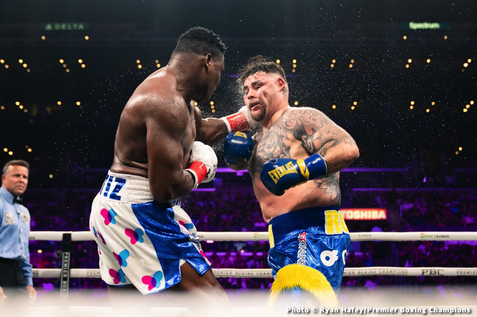 Photos: Andy Ruiz Outpoints Ortiz, Wilder Next?