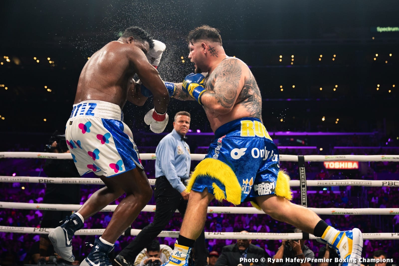 Photos: Andy Ruiz Outpoints Ortiz, Wilder Next?
