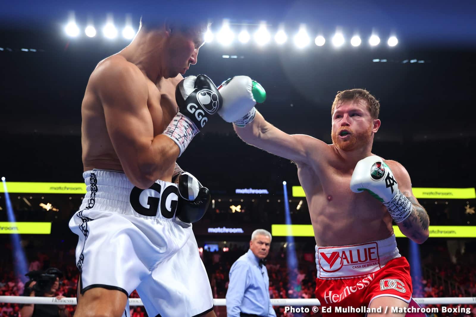Canelo defeats Golovkin by 12 round decision - Boxing Results